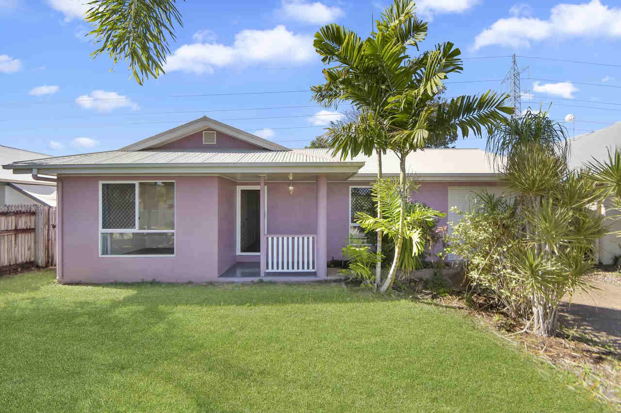 4 bedrooms House in 13 Marchwood Avenue KIRWAN QLD, 4817