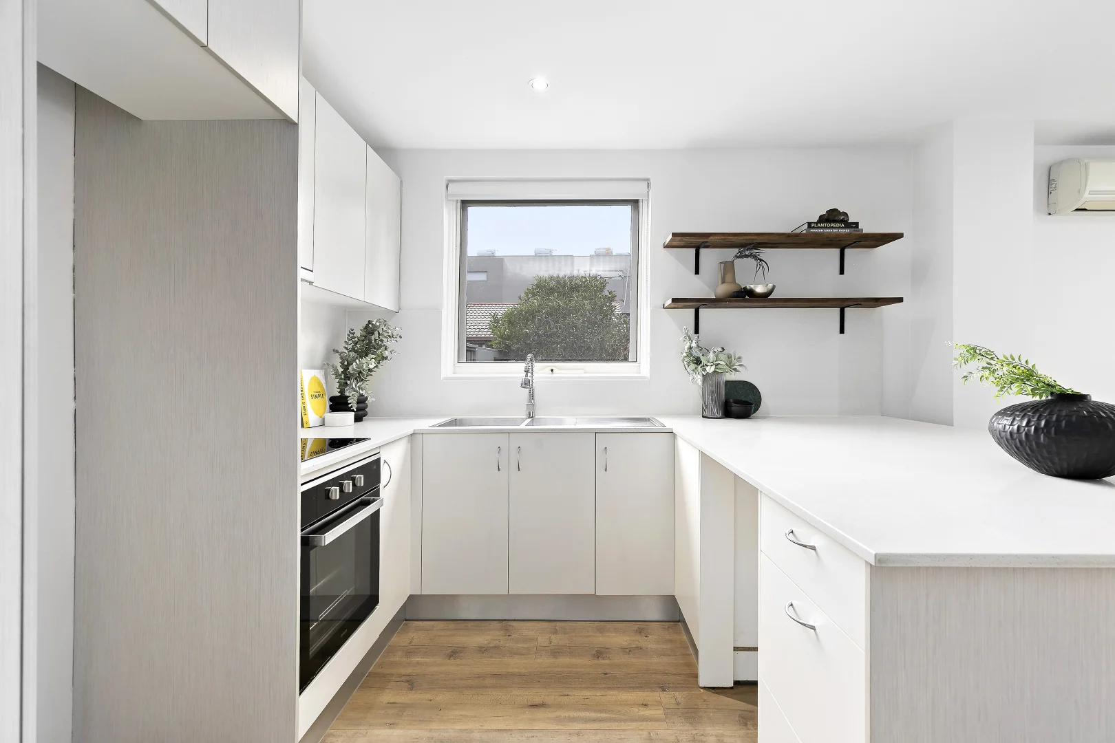 Additional image 4 of 3/100 Plumpton Avenue, Glenroy VIC 3046