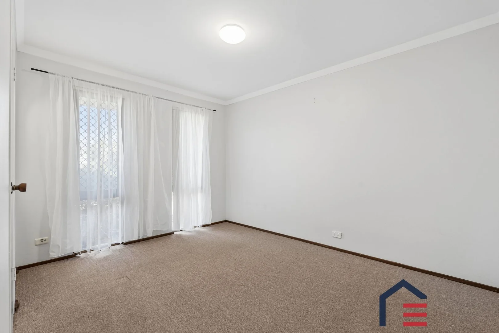 Additional image 12 of 3 Campbell Dr, Hillarys WA 6025