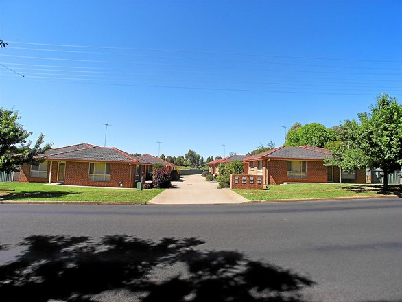 74 Gardiner Road, Orange NSW 2800