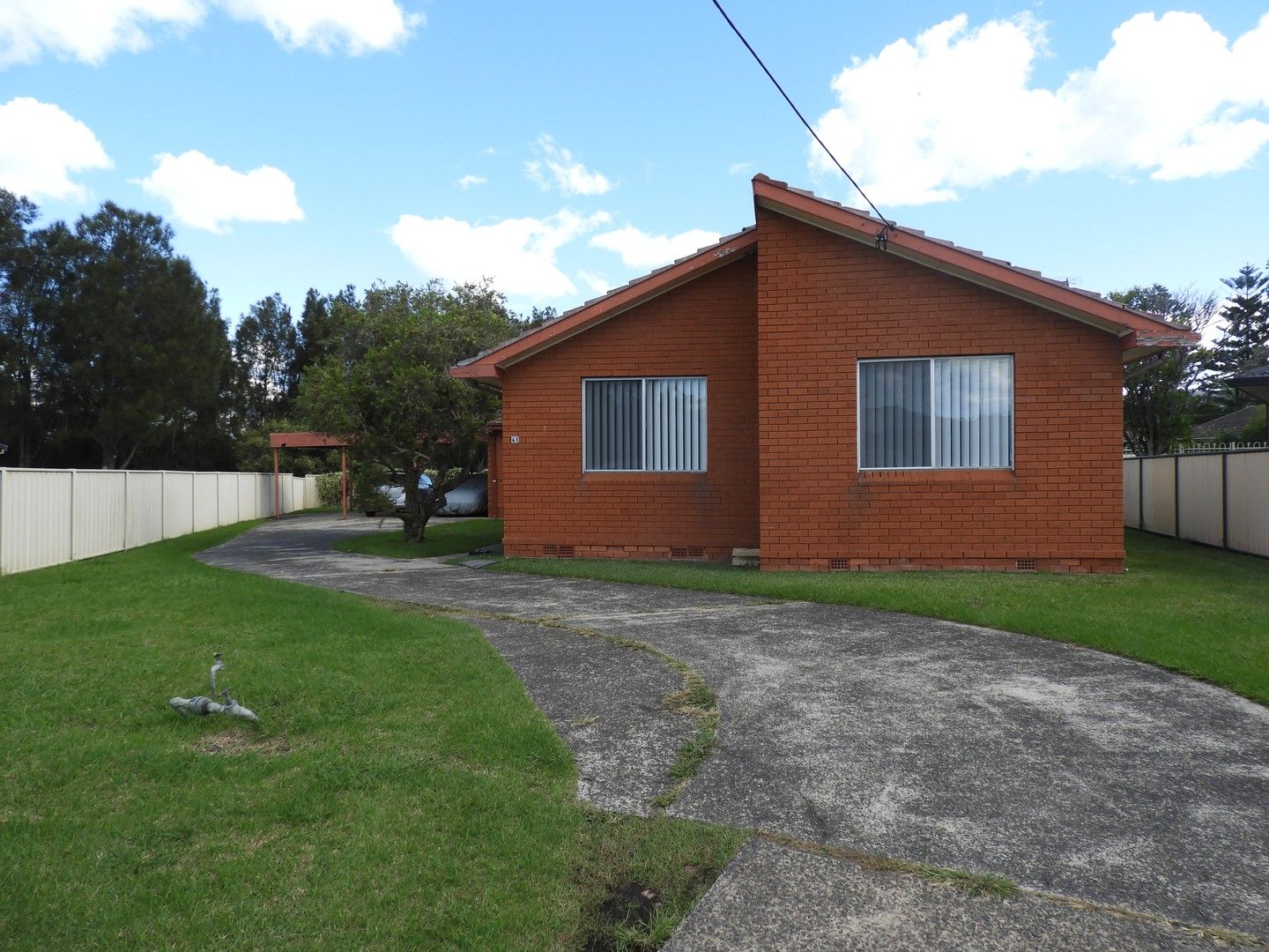 2 bedrooms Apartment / Unit / Flat in 1/41 Edyth Street CORRIMAL NSW, 2518