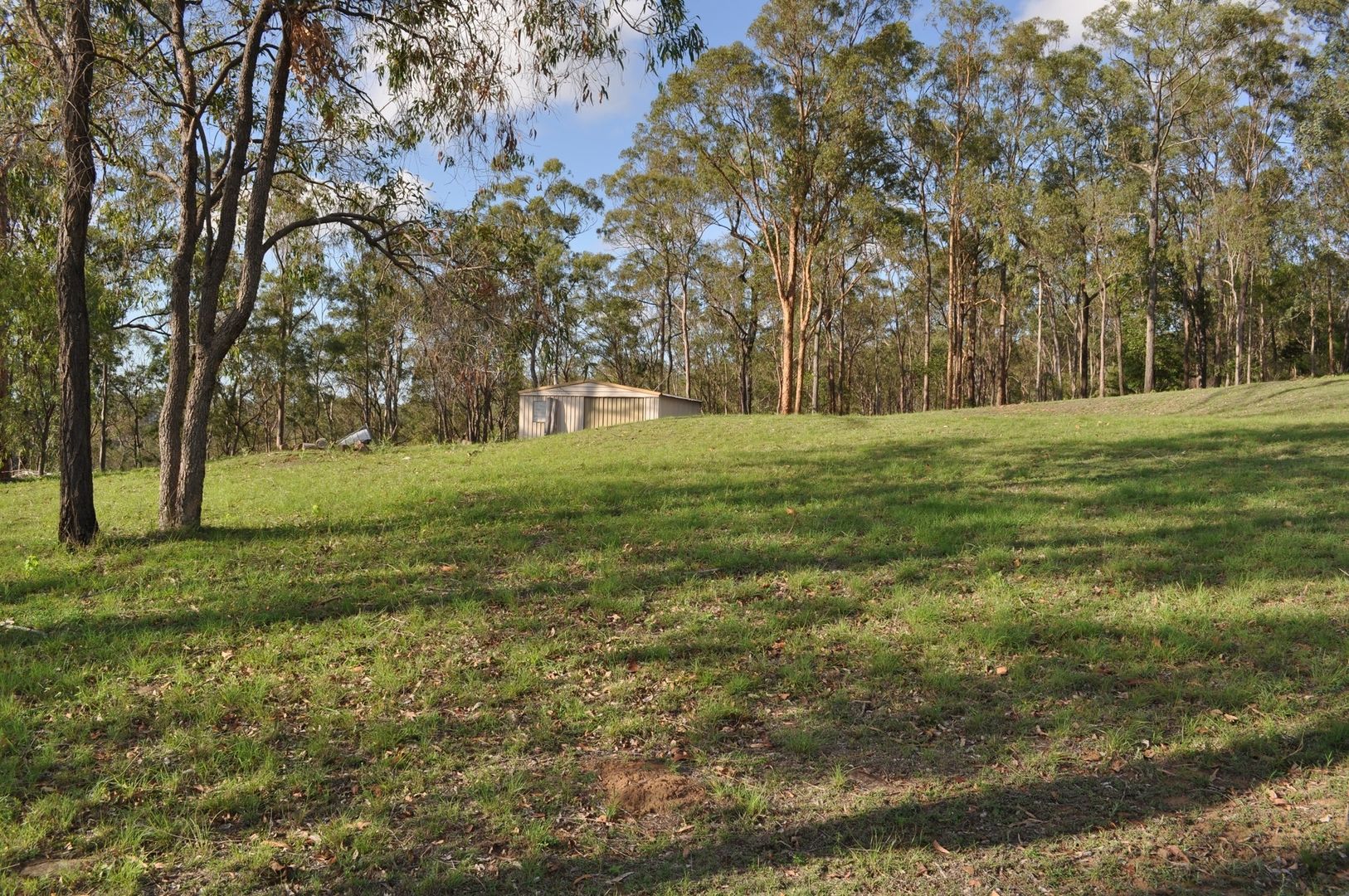 144 Lakeview Drive, Esk QLD 4312, Image 2