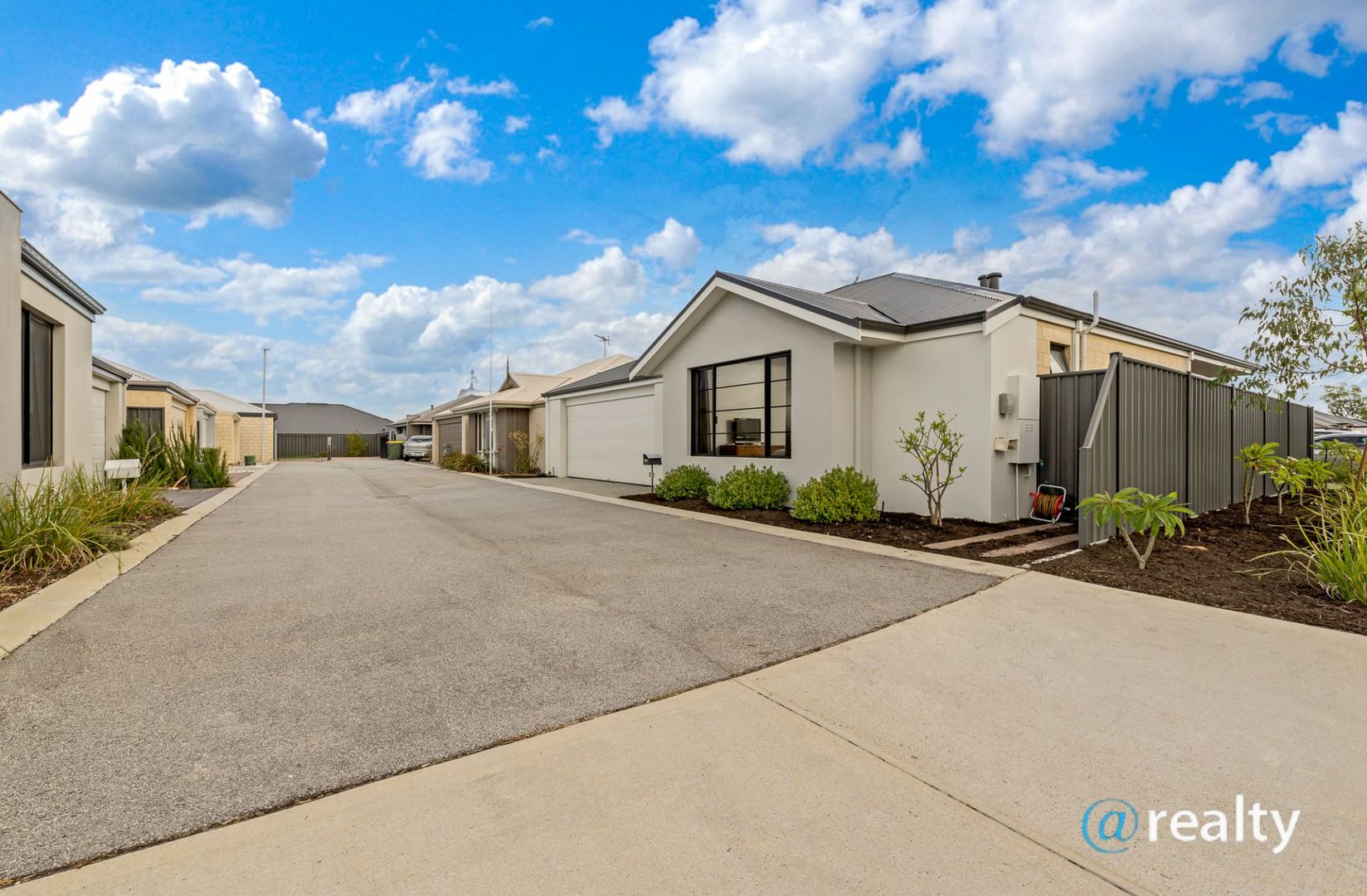 2/18 Mayali Bend, Banksia Grove WA 6031, Image 2