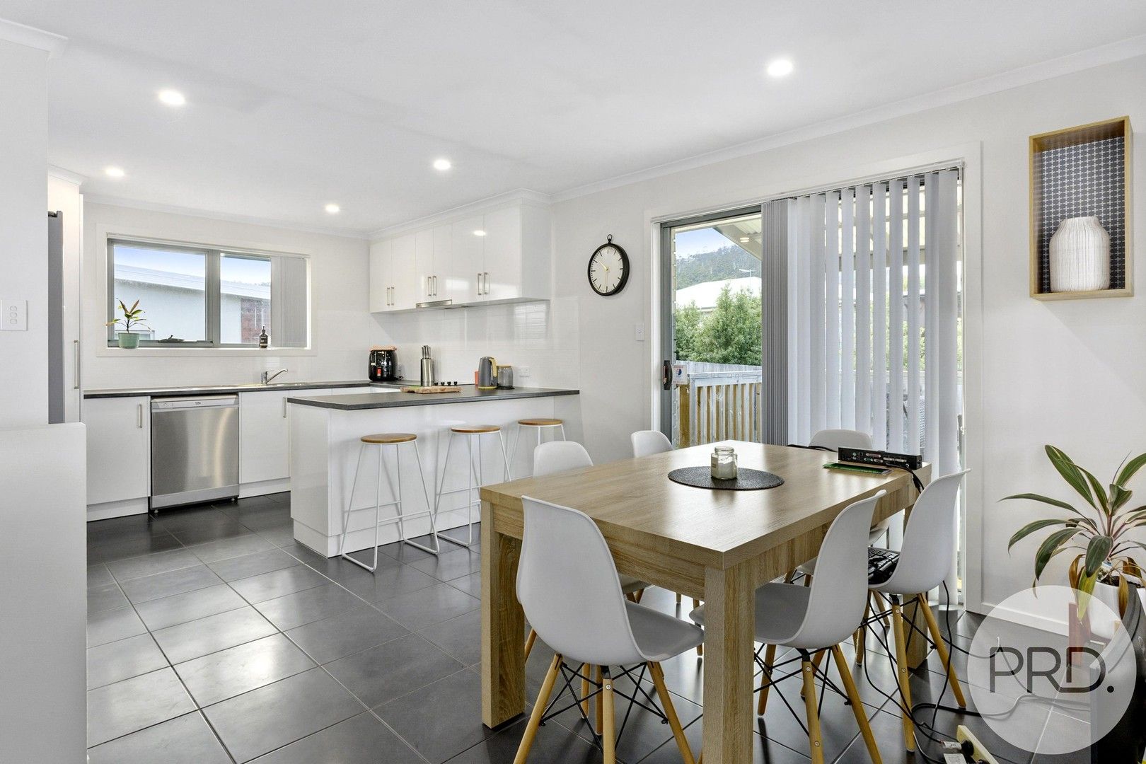 2/5 Kernot Close, Oakdowns TAS 7019, Image 0