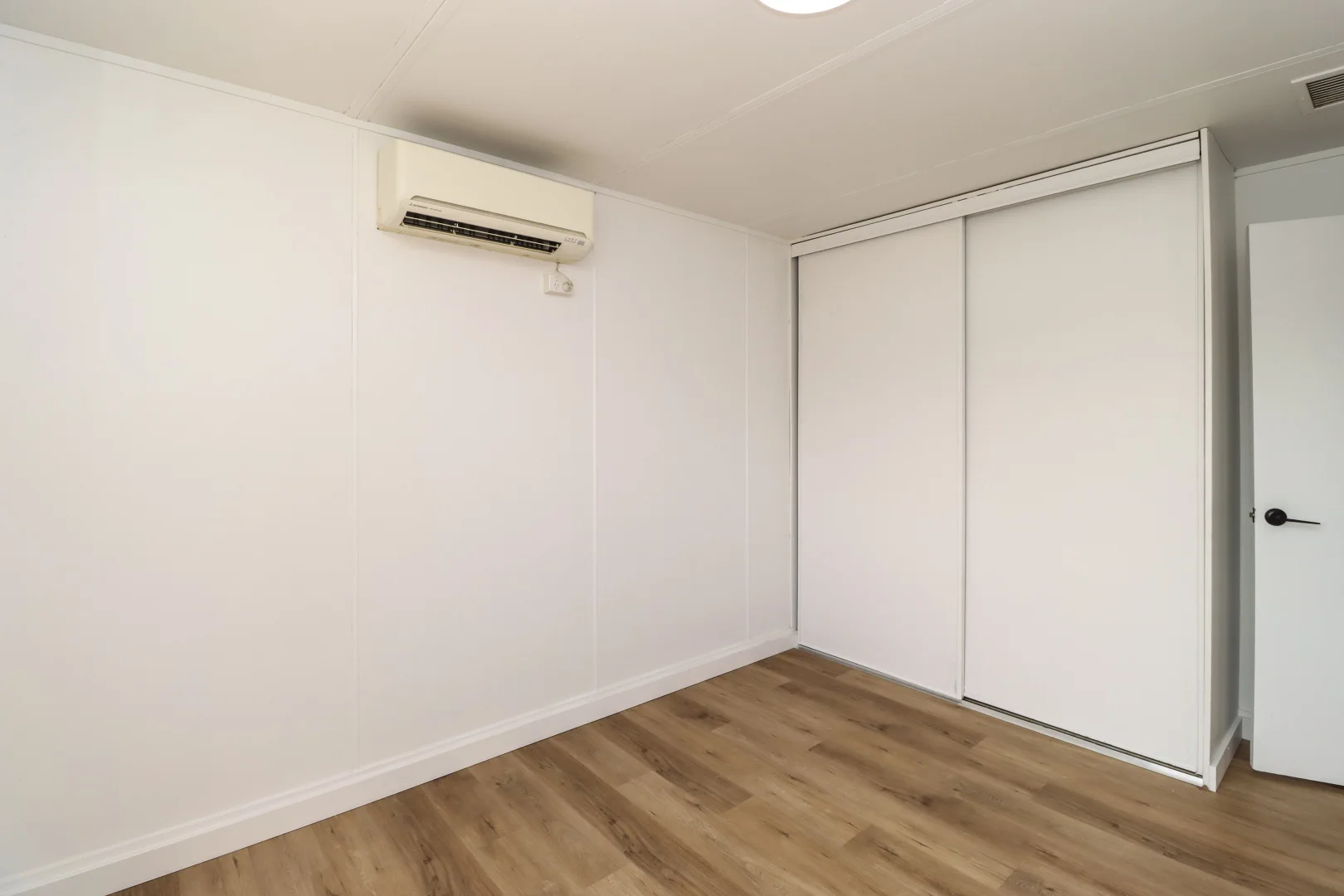 Additional image 5 of Unit 2/76 Buckley Avenue, Mount Isa QLD 4825