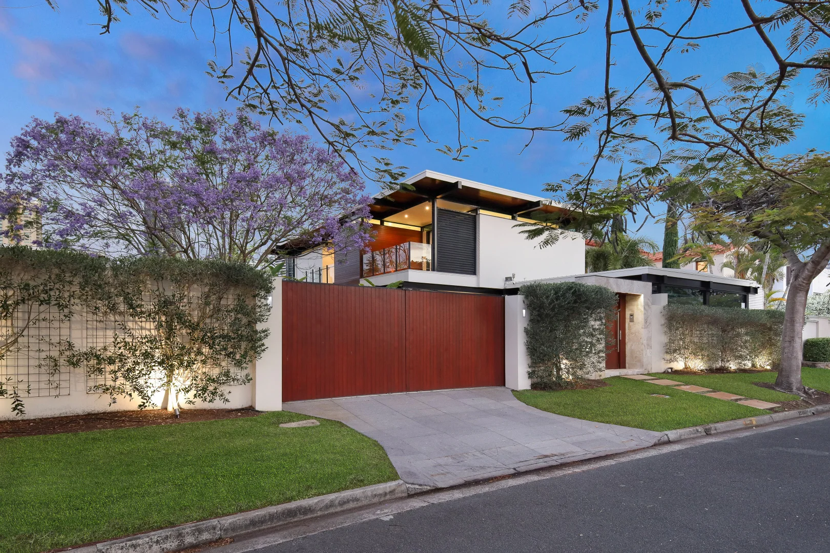 Additional image 16 of 22 Admiralty Drive, Paradise Waters QLD 4217