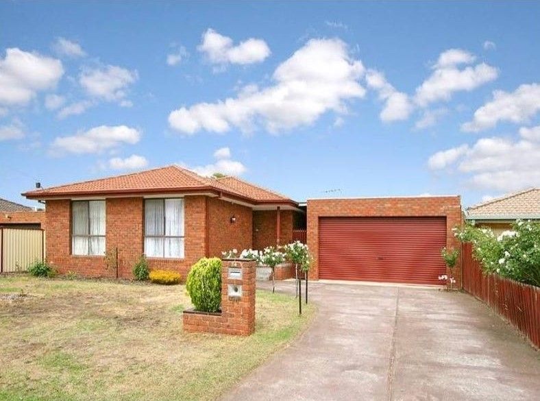 5 bedrooms House in 54 Rokeby Crescent CRAIGIEBURN VIC, 3064