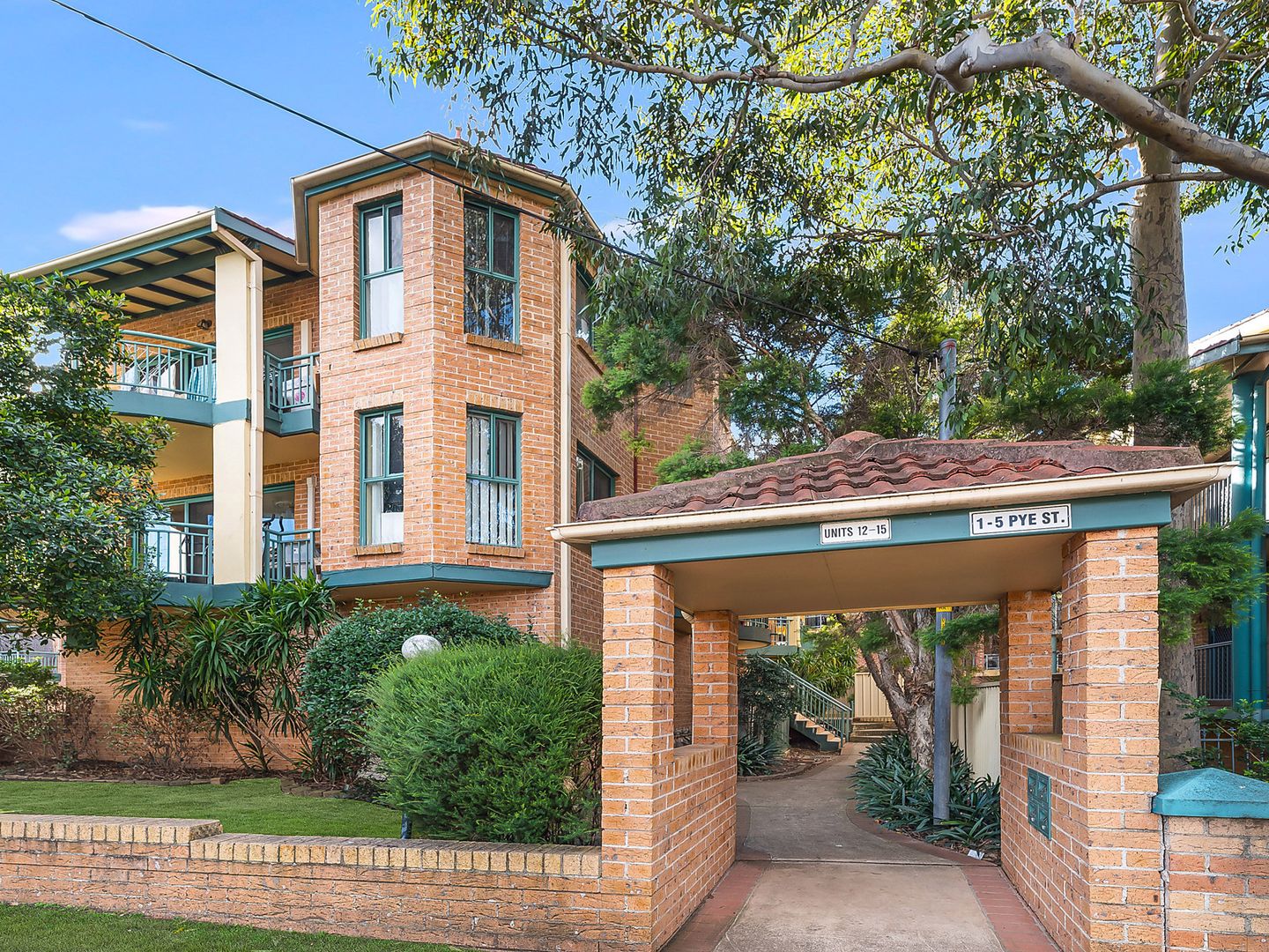 2 bedrooms Apartment / Unit / Flat in 15/1 Pye Street WESTMEAD NSW, 2145