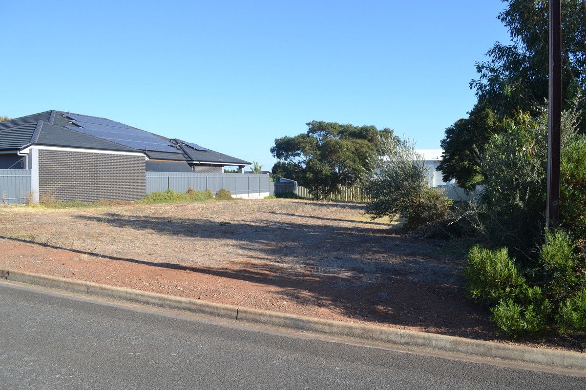 18 Hastings Avenue, Sellicks Beach SA 5174, Image 2