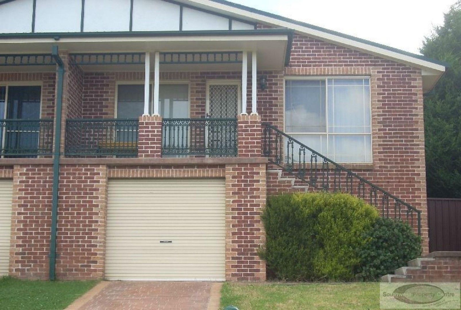 3 bedrooms Duplex in 2/14 Kearns Avenue KEARNS NSW, 2558