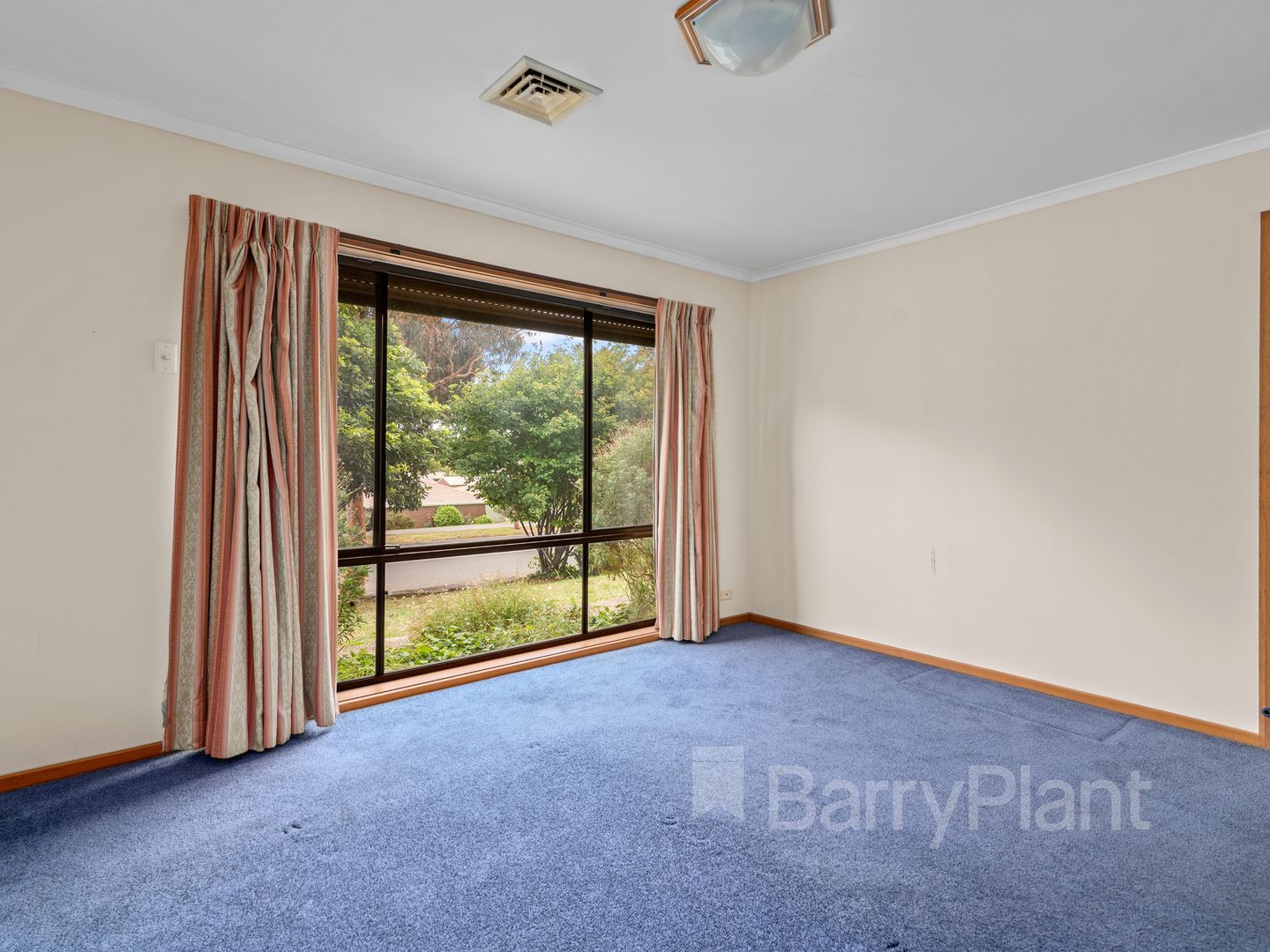 41 Harmsworth Avenue, Wantirna VIC 3152, Image 2