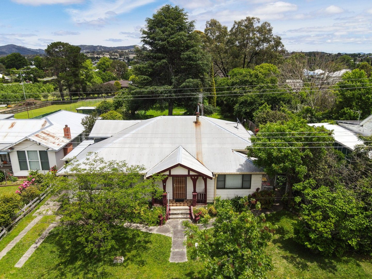 106 Wood Street, Tenterfield NSW 2372, Image 0