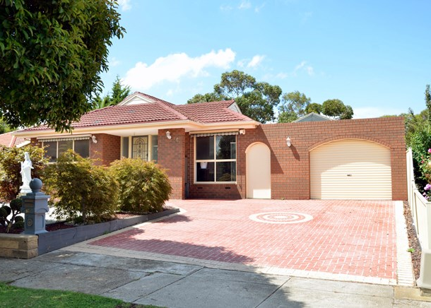 16 Boston Crescent, Keilor Downs VIC 3038