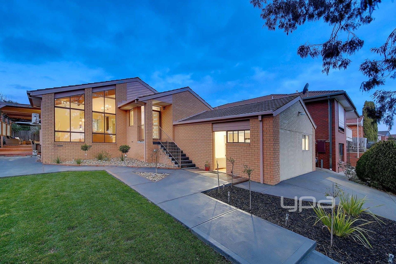 16 Aster Close, Meadow Heights VIC 3048, Image 0