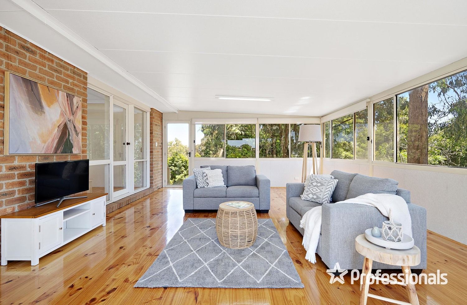 23 Old Hereford Road, Mount Evelyn VIC 3796, Image 2