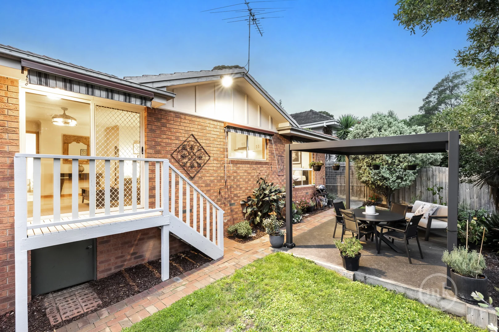 Additional image 9 of 1/11 Graeme Avenue, Montmorency VIC 3094