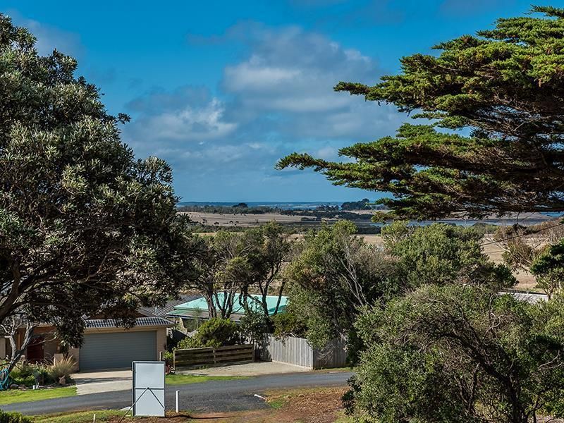 21 Bayview Drive, Surf Beach VIC 3922, Image 0