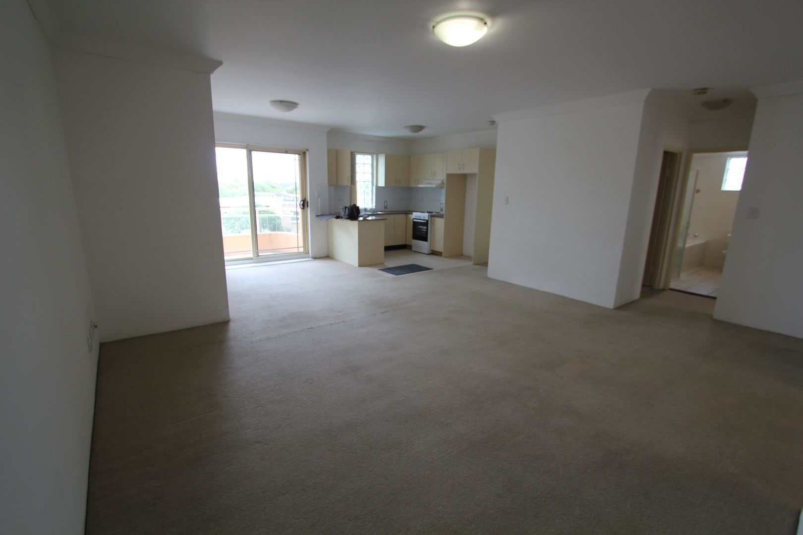 15/2 Lancelot Street, Allawah NSW 2218 House For Rent 720 Domain