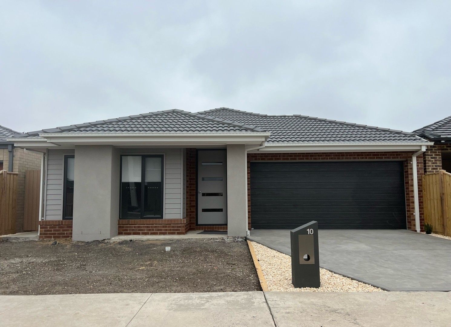 10 Dingo Road, Beveridge VIC 3753 House For Rent 450 Domain