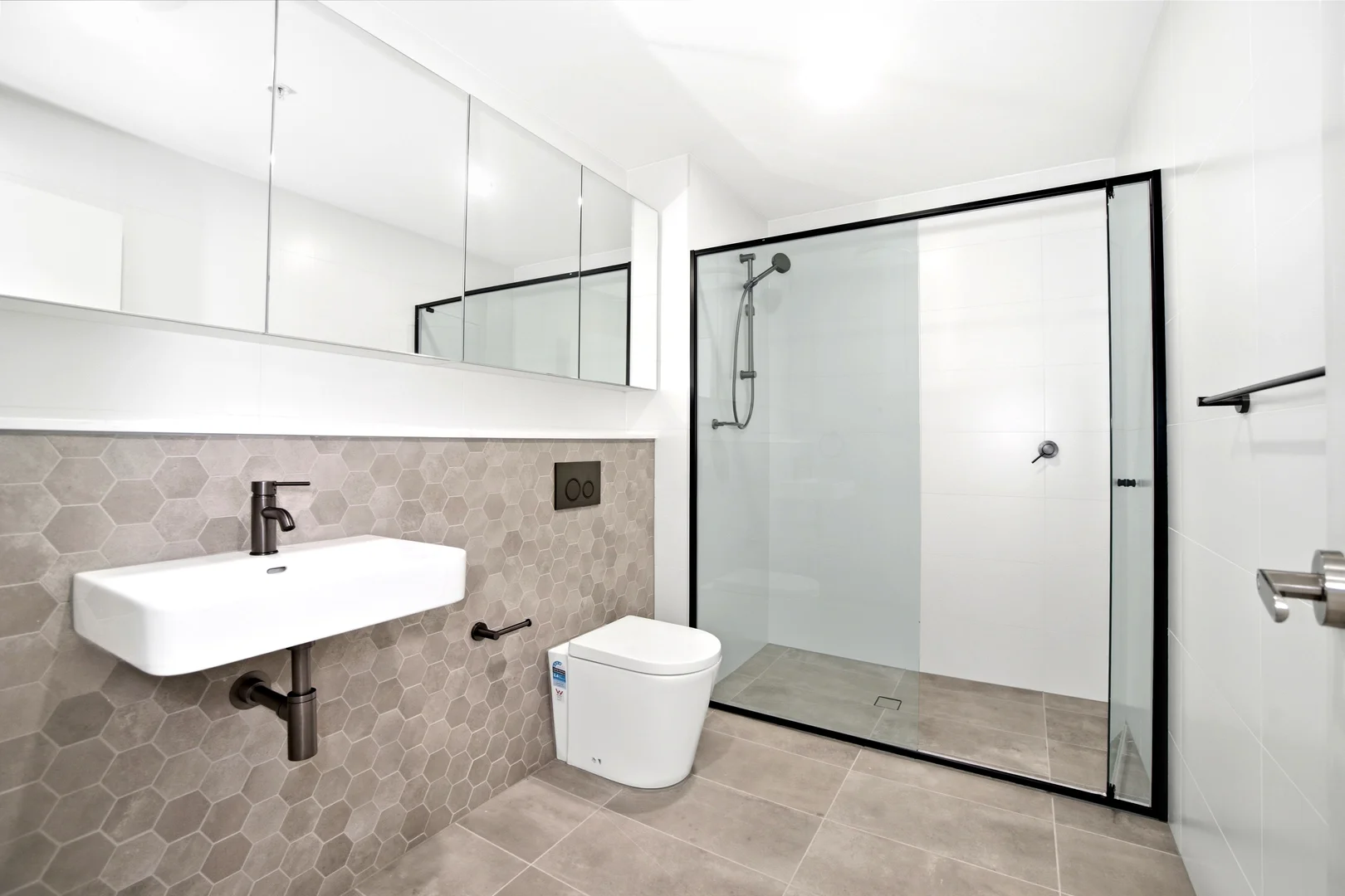 Additional image 5 of B161/46 -48 Court Road, Fairfield NSW 2165