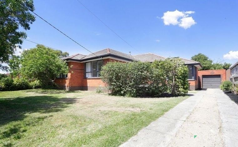 3 bedrooms House in 100 Wanda Street MULGRAVE VIC, 3170