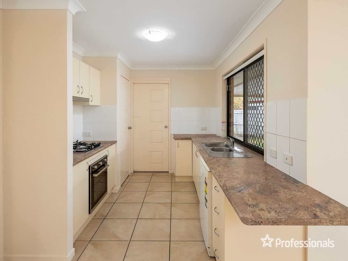 3 Rebecca Crescent, Joyner QLD 4500, Image 2