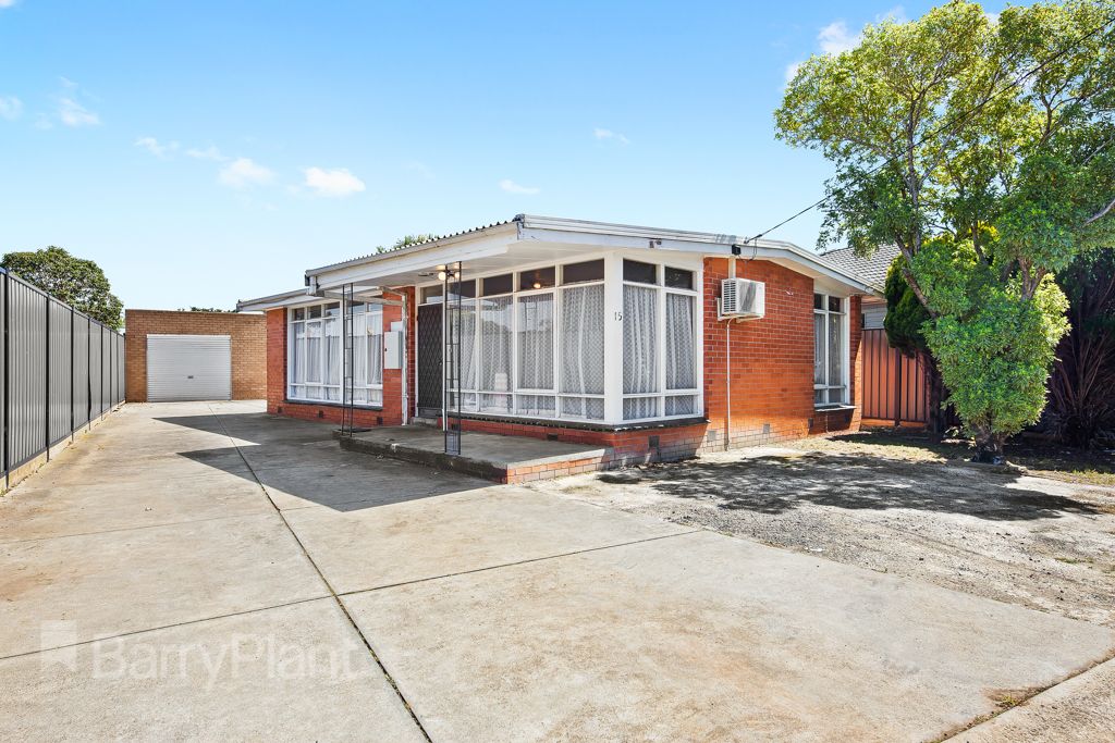 15 Errington Road, St Albans VIC 3021, Image 0