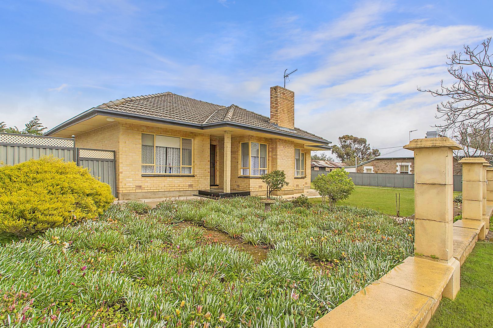 2 Young Street, Burra SA 5417