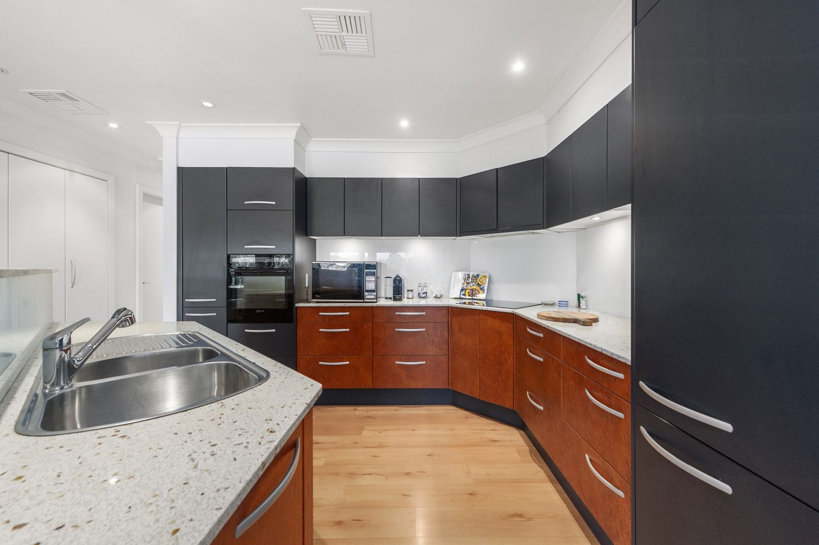 1/59 Somerville Road, Hornsby Heights NSW 2077, Image 2