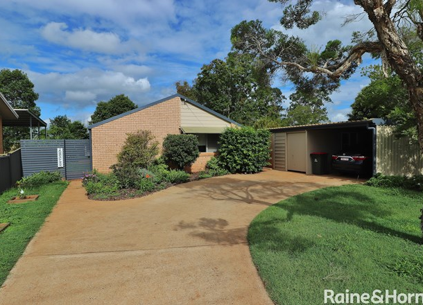 10 Willowglen Street, Kingaroy QLD 4610