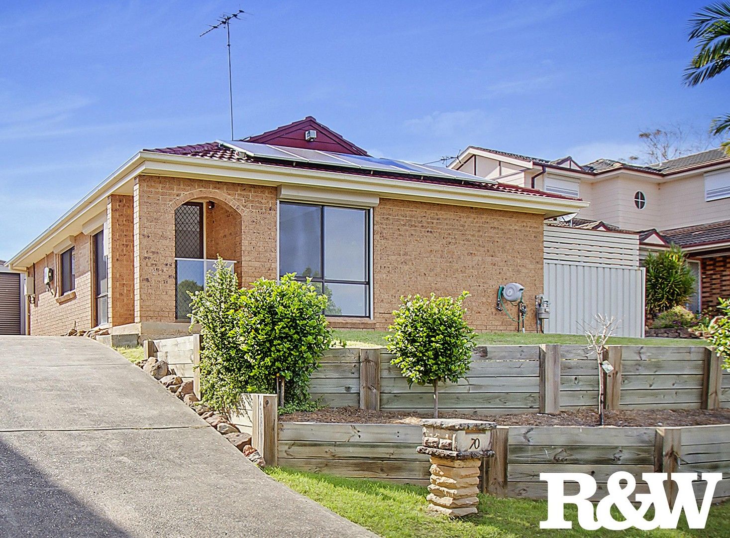 3 bedrooms House in 70 Coowarra Drive ST CLAIR NSW, 2759