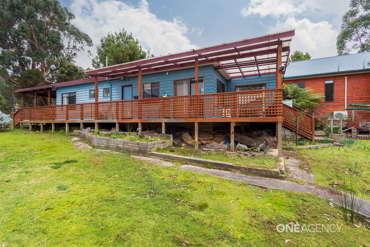 14 Tink Taylor Avenue, Sisters Beach TAS 7321, Image 2