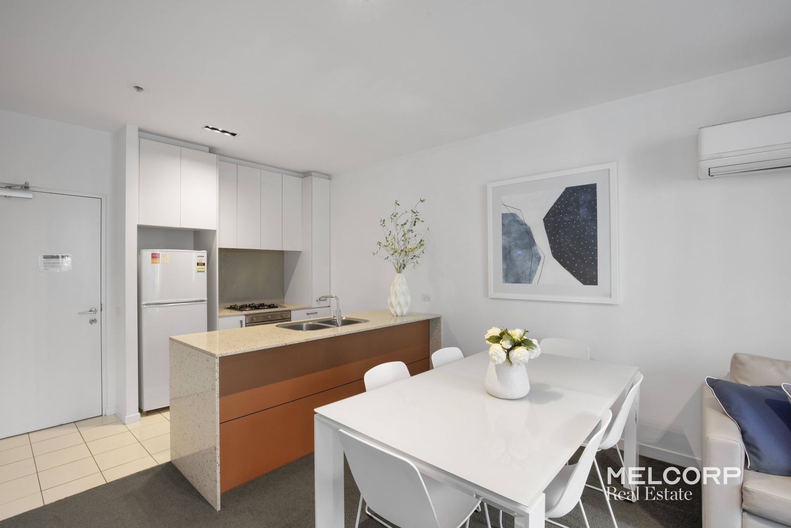 803A/8 Franklin Street, Melbourne VIC 3000, Image 2