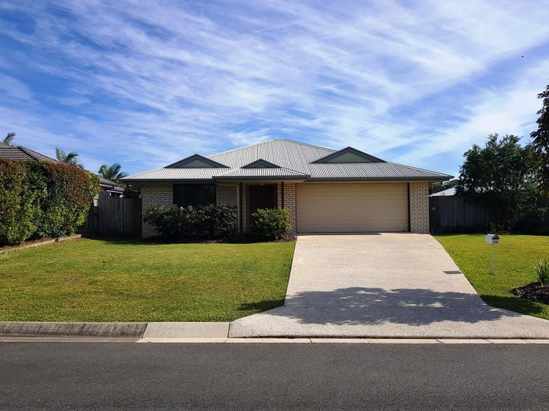 4 bedrooms House in 7 Prospect Place COOROY QLD, 4563