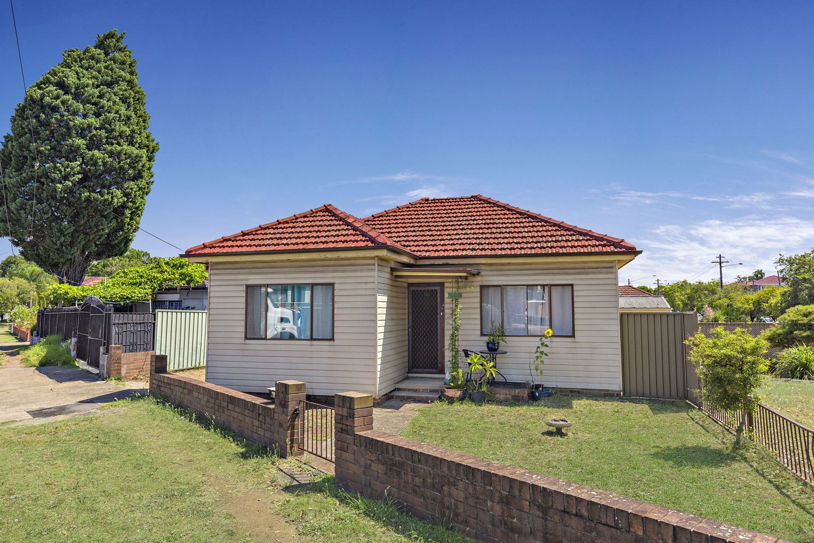 Punchbowl NSW 2196 3 beds house for Sale, 569,000 2014990726 Domain