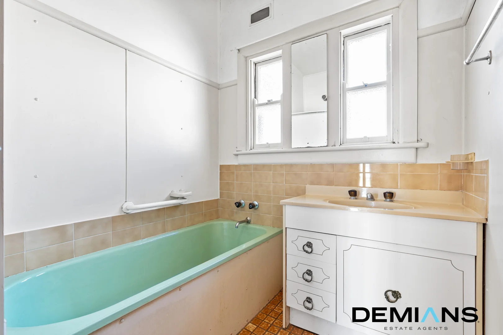 Additional image 9 of 208 Nuwarra Road, Moorebank NSW 2170