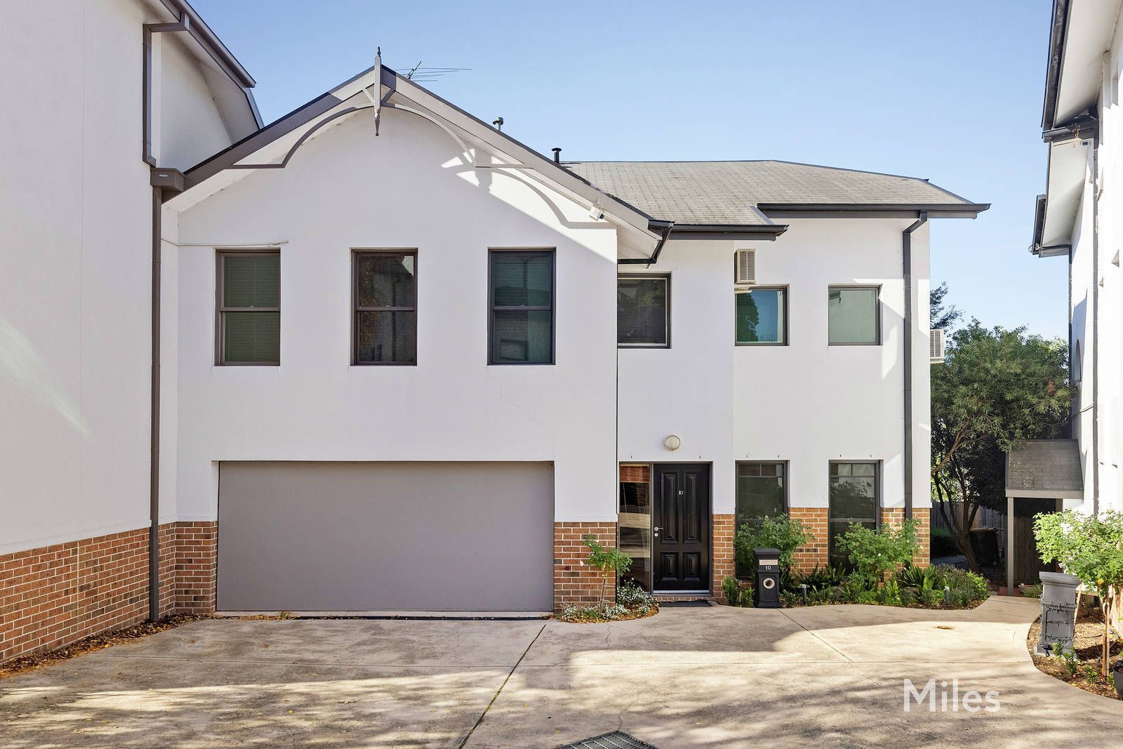 4 bedrooms Townhouse in 10/113-115 Banksia Street EAGLEMONT VIC, 3084
