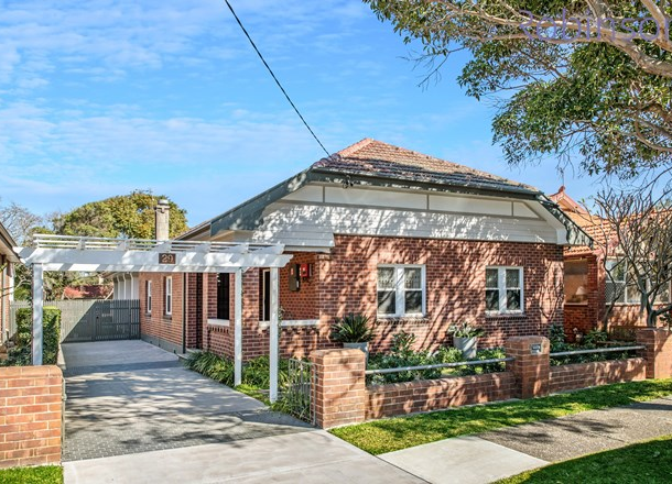 29 Hebburn Street, Hamilton East NSW 2303