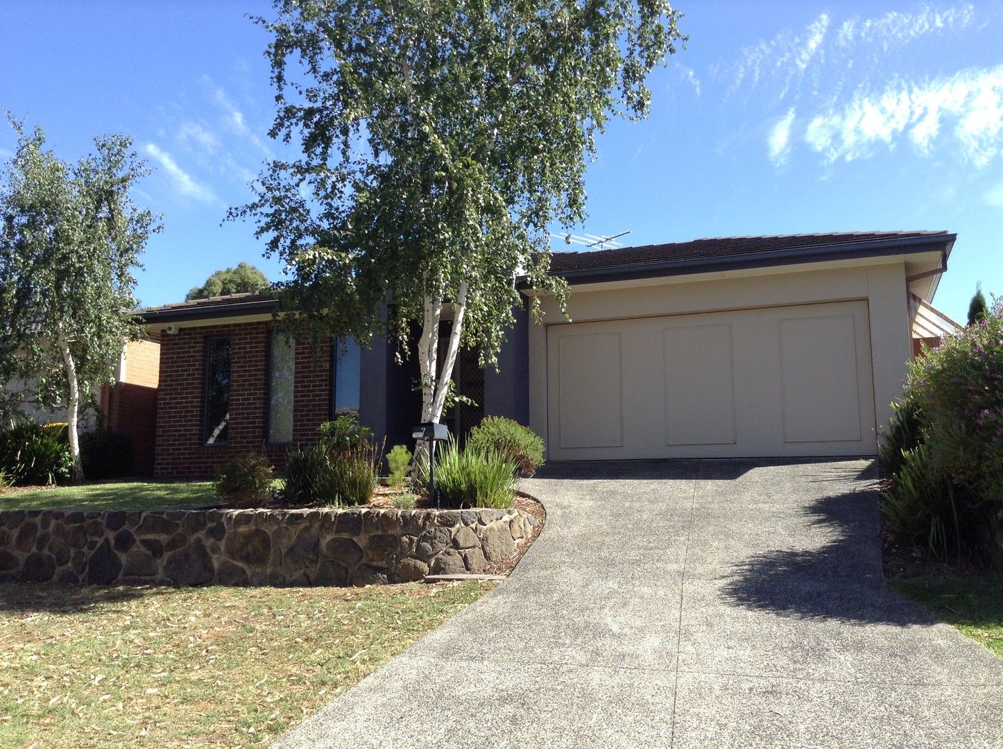 Greensborough VIC 3088 4 beds house for Sale, Private Sale 1,100,000