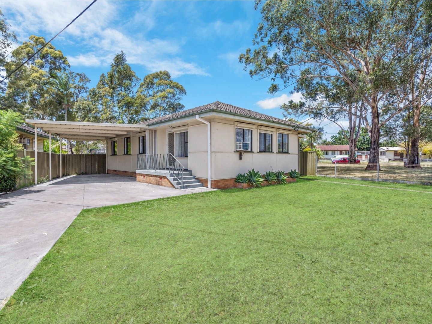 32 Naranghi Street, Busby NSW 2168 Domain