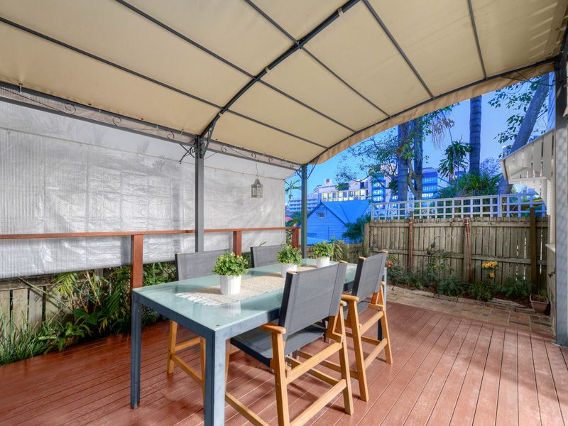 37 Parish Street, SPRING HILL QLD 4000, Image 2