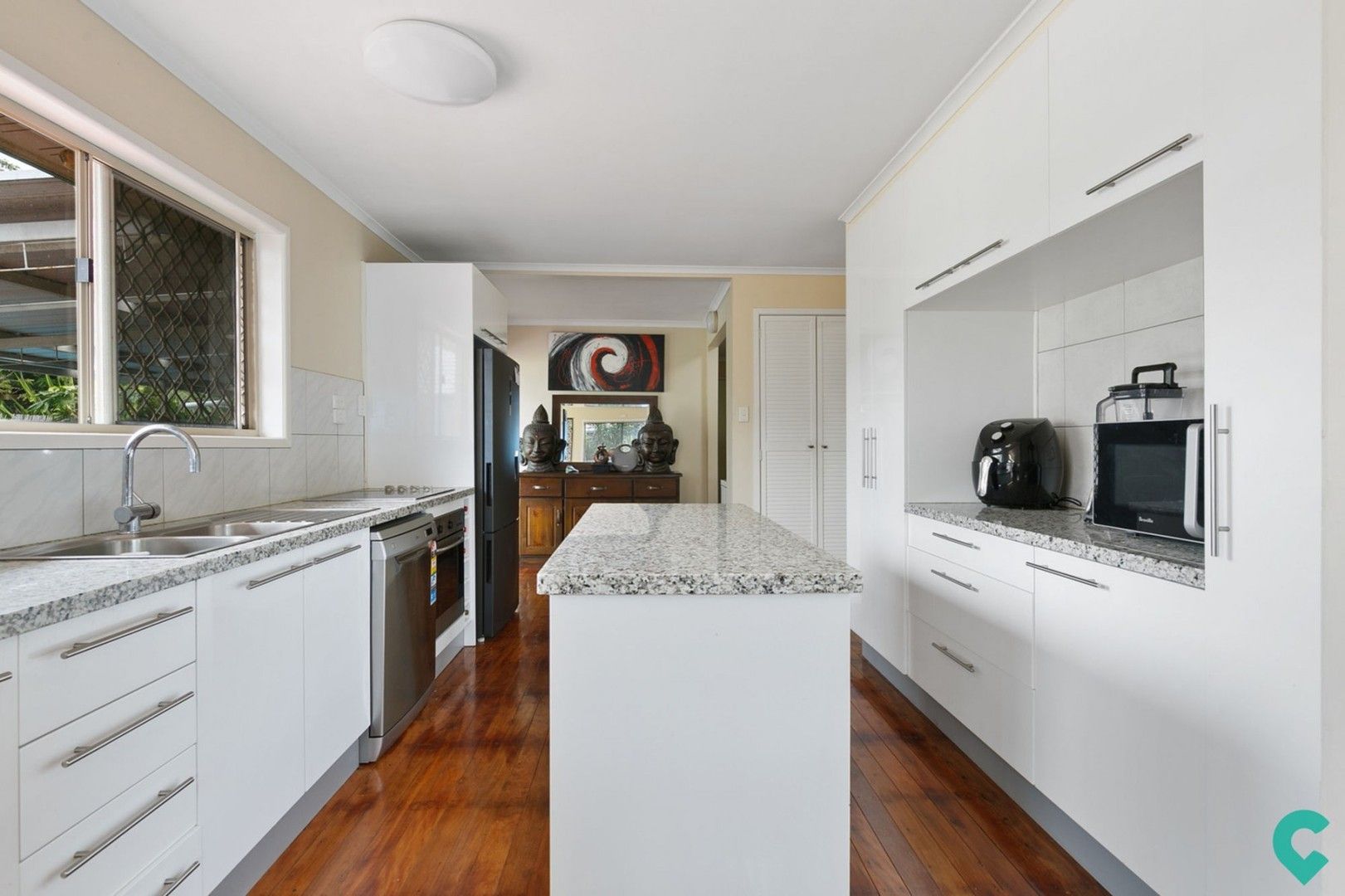 4 bedrooms House in 87 Goman Street SUNNYBANK HILLS QLD, 4109