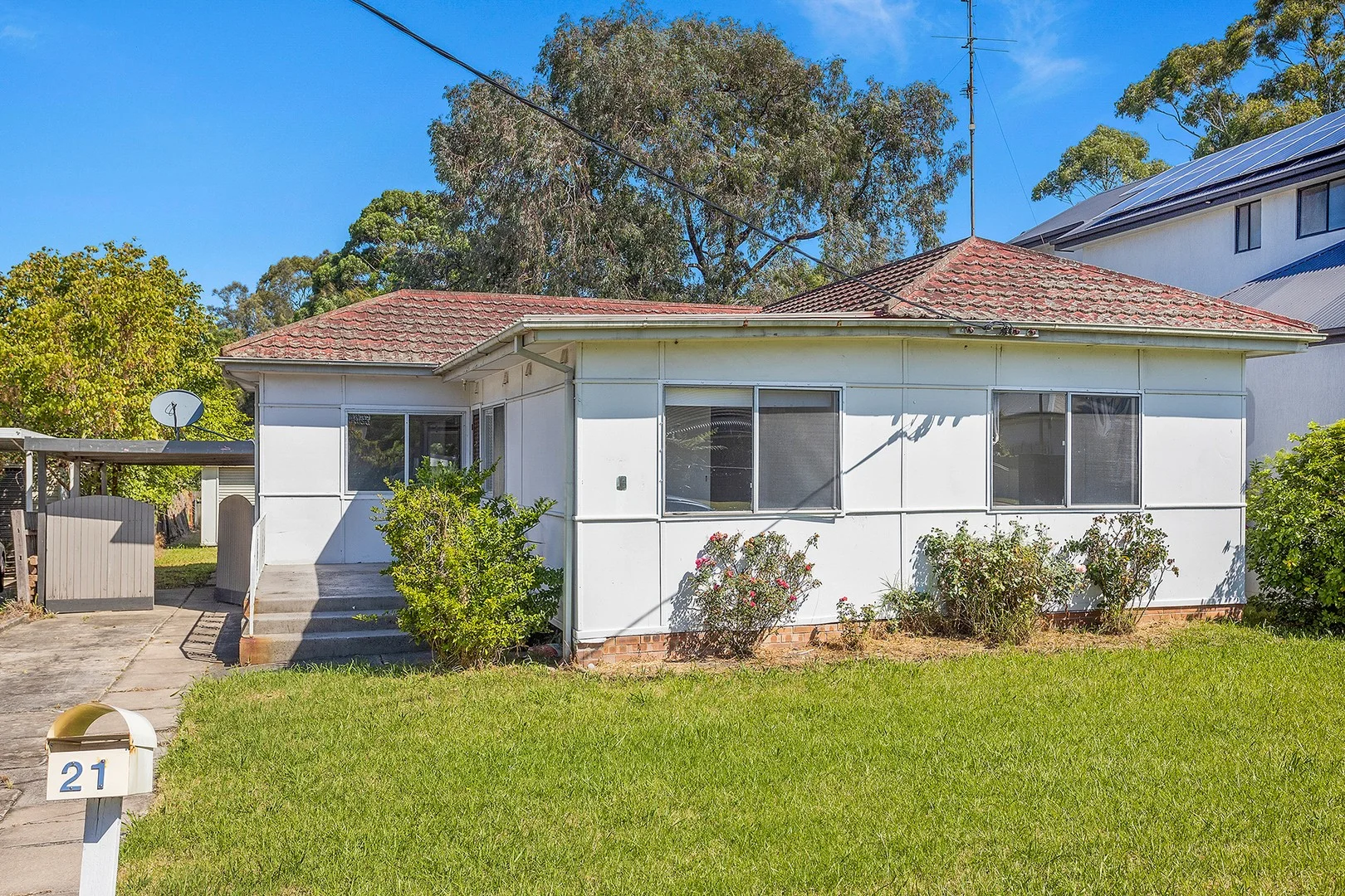 Primary image of 21 Mountbatten Street, Corrimal NSW 2518