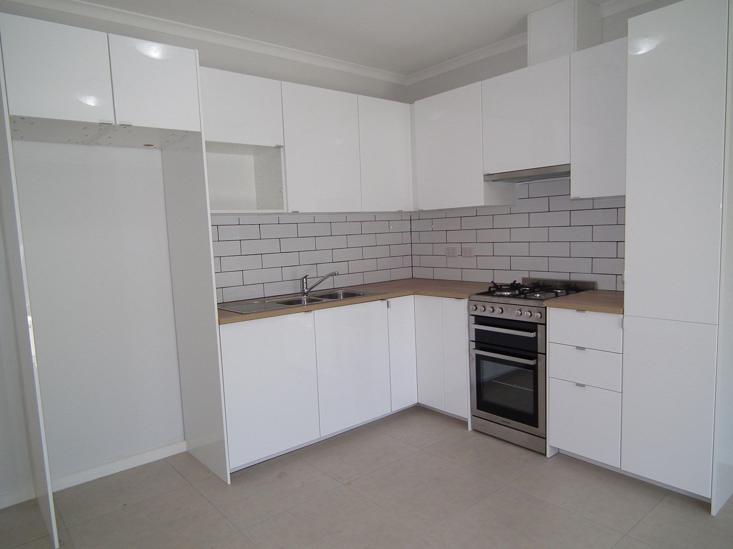 2 bedrooms House in 70A Railway Street ROCKDALE NSW, 2216