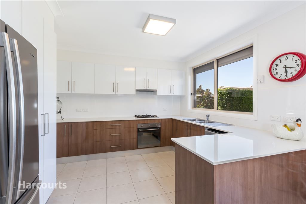 1/127 Daintree Drive, Albion Park NSW 2527, Image 2