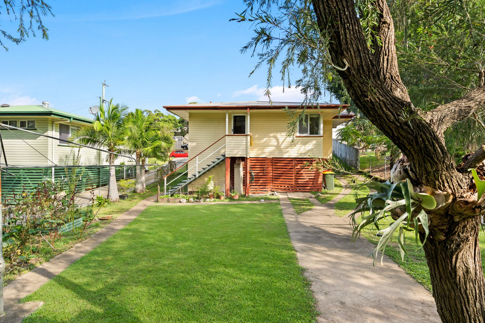 35 Sedgemoor Street, Stafford Heights Property History & Address