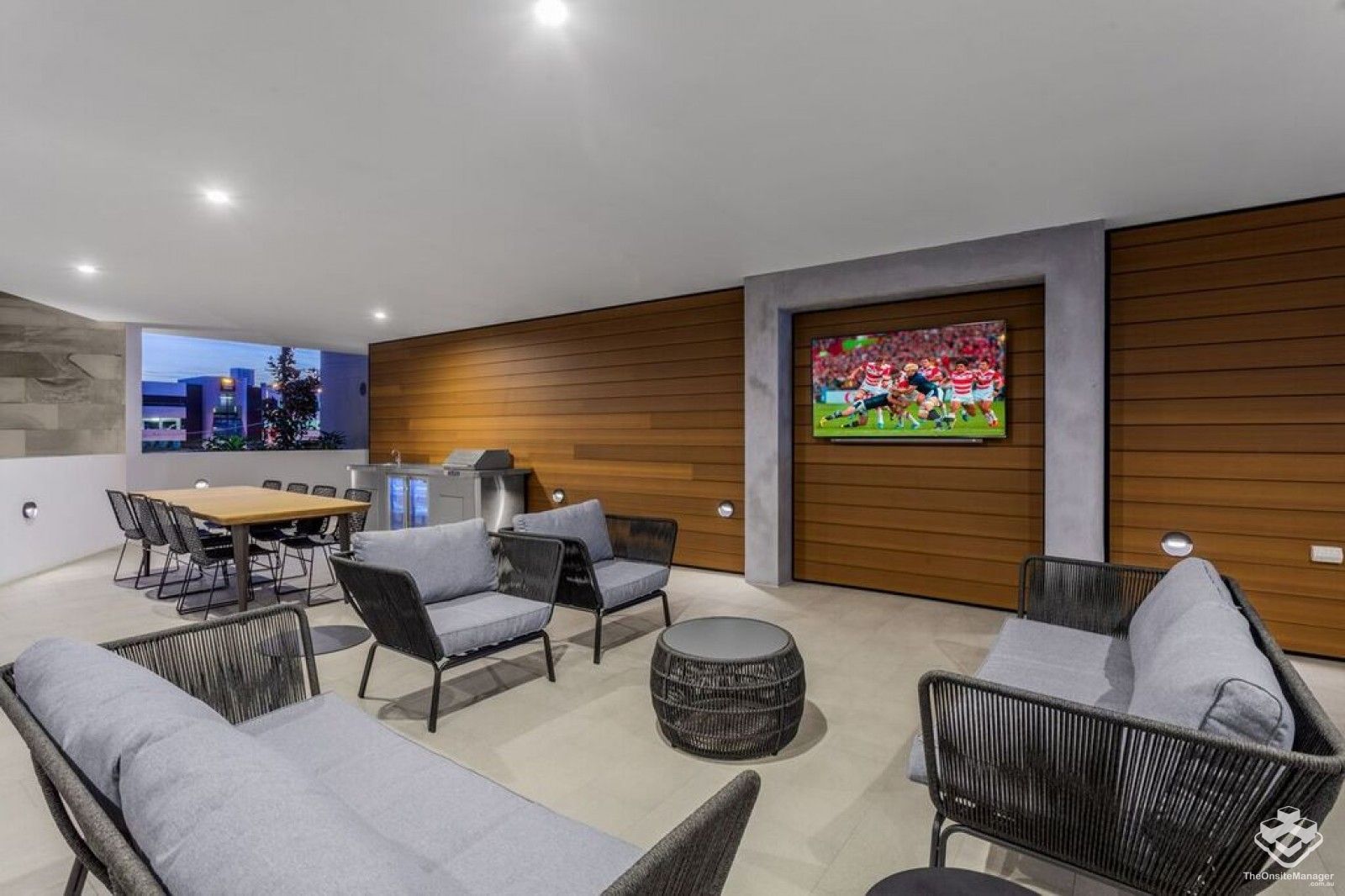 1 bedrooms Apartment / Unit / Flat in ID:21151411/8 Holden Street WOOLLOONGABBA QLD, 4102