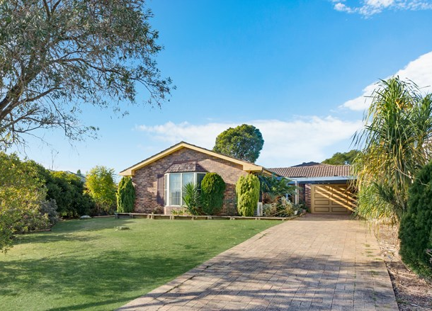 4 Hall Place, Minto NSW 2566