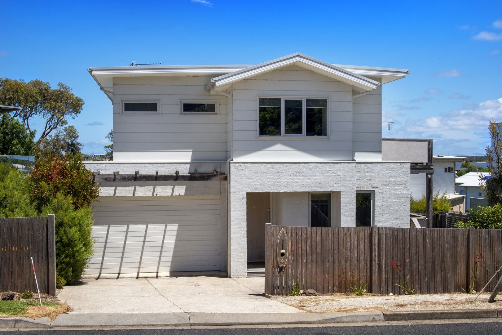 4 The Parade, Ocean Grove VIC 3226 House For Rent 850 Domain