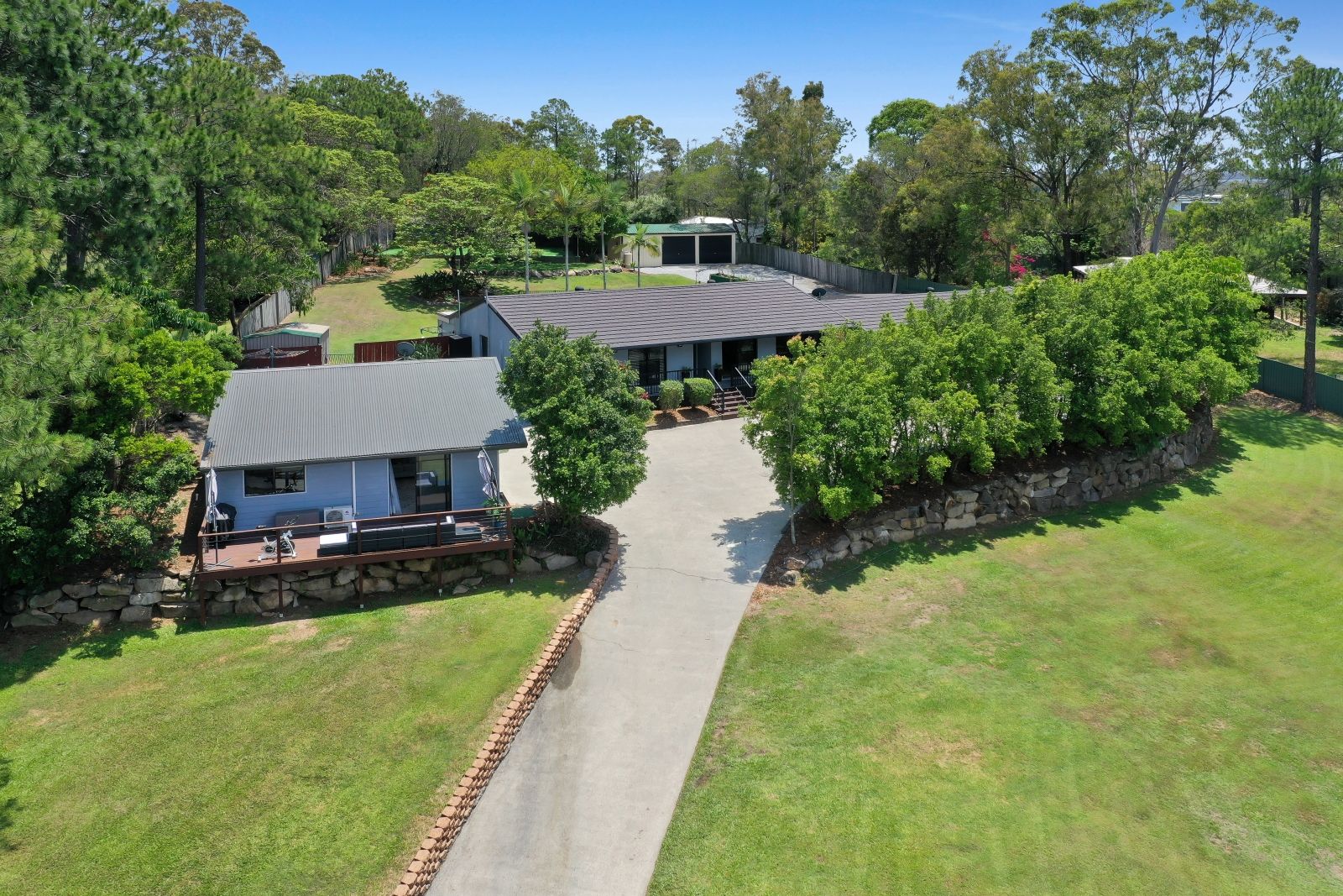 4 Entrance Road, Gaven QLD 4211, Image 1